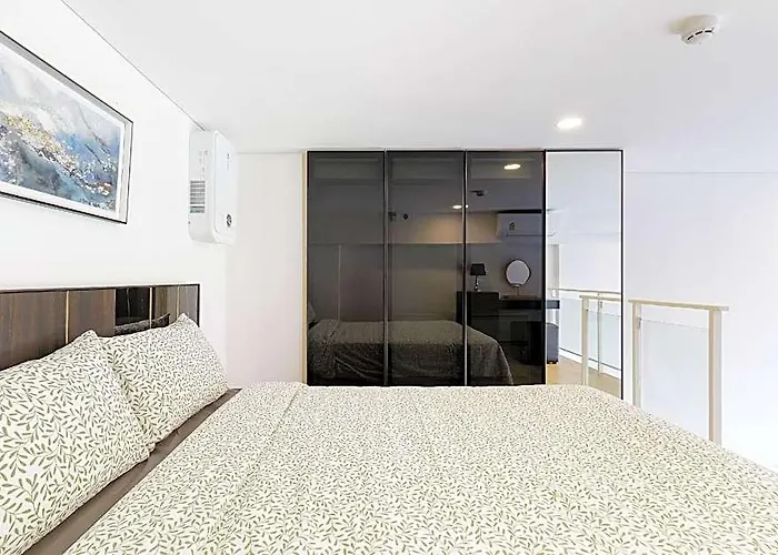 Loft Premium / Near Jodd Night Market / 500 / 500mbps Wi-fi / Twin Bed バンコク都