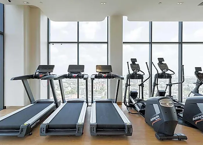 Loft Premium / Near Jodd Night Market / 500 / 500mbps Wi-fi / Twin Bed ホテル 2*