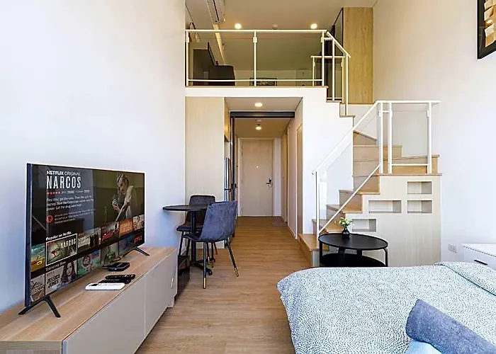 Loft Premium / Near Jodd Night Market / 500 / 500mbps Wi-fi / Twin Bed ホテル