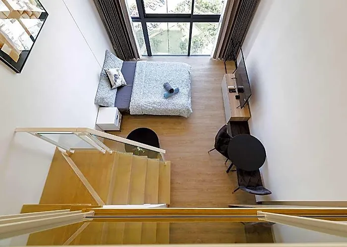 ホテル Loft Premium / Near Jodd Night Market / 500 / 500mbps Wi-fi / Twin Bed バンコク都